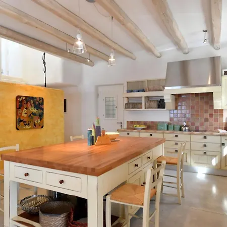 Delion, Guest house Parikia (Paros)